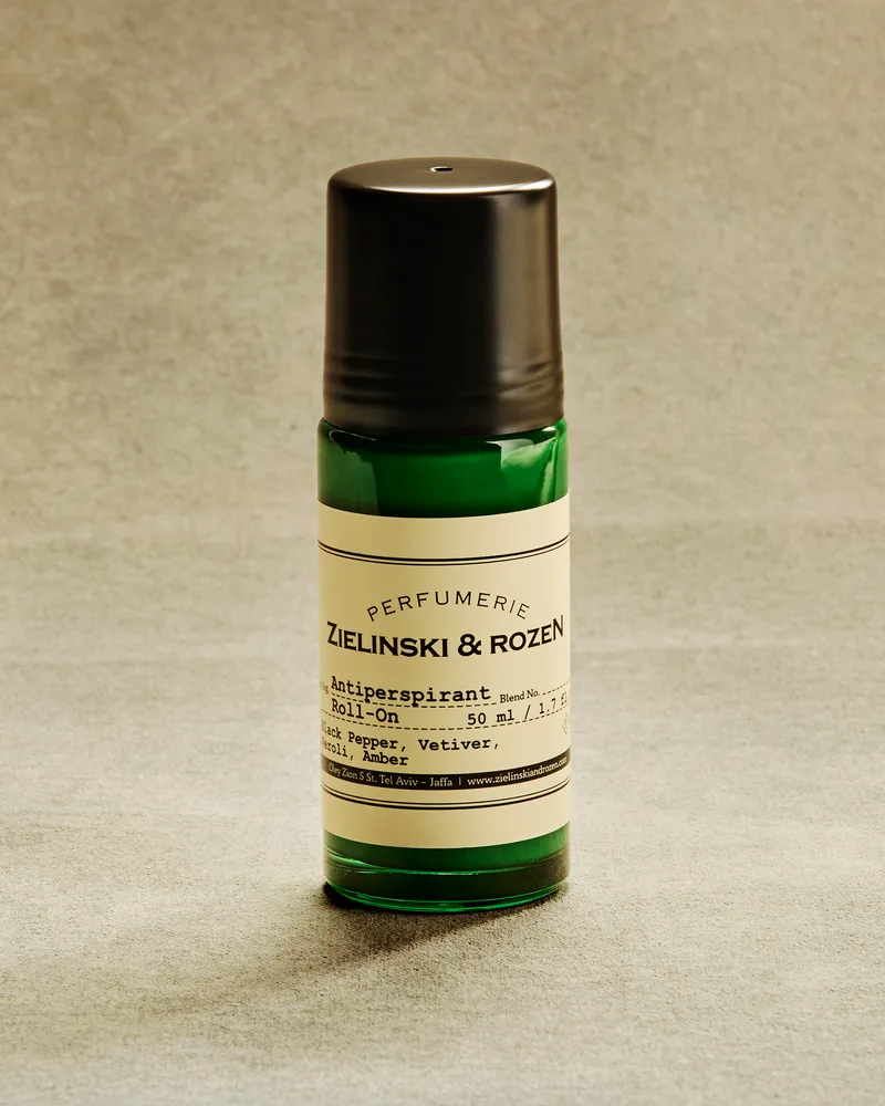 Black Pepper, Vetiver, Neroli, Amber