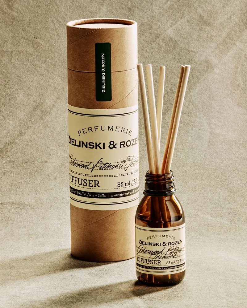 Cedarwood, Patchouli, Jasmine