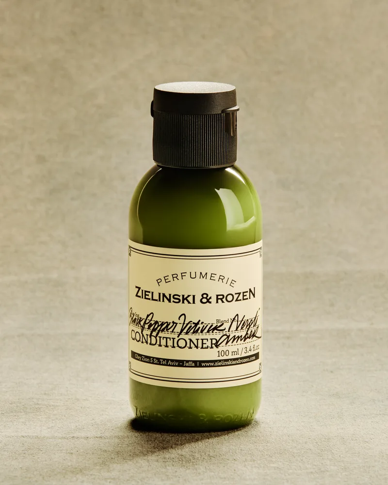 Black Pepper, Vetiver, Neroli, Amber